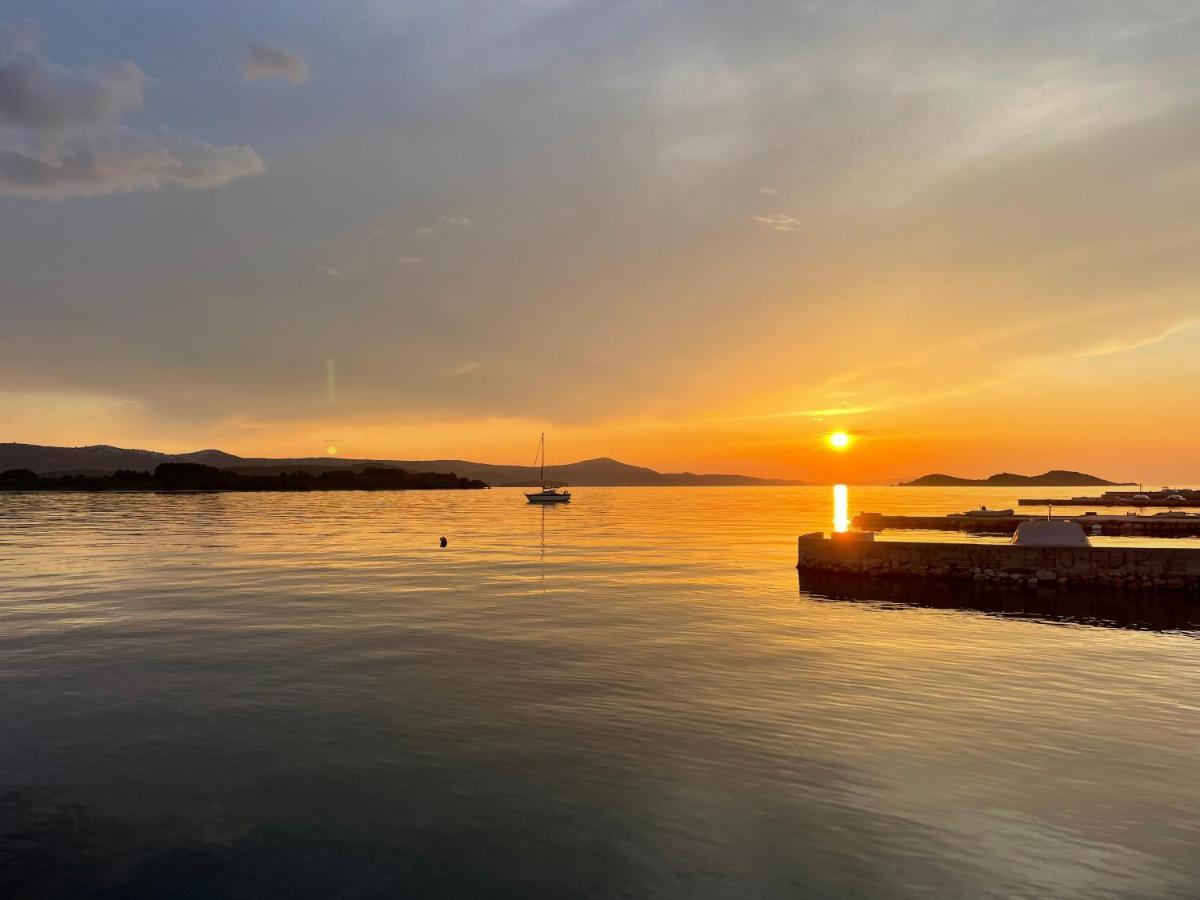 Grgo Biograd Na Moru
