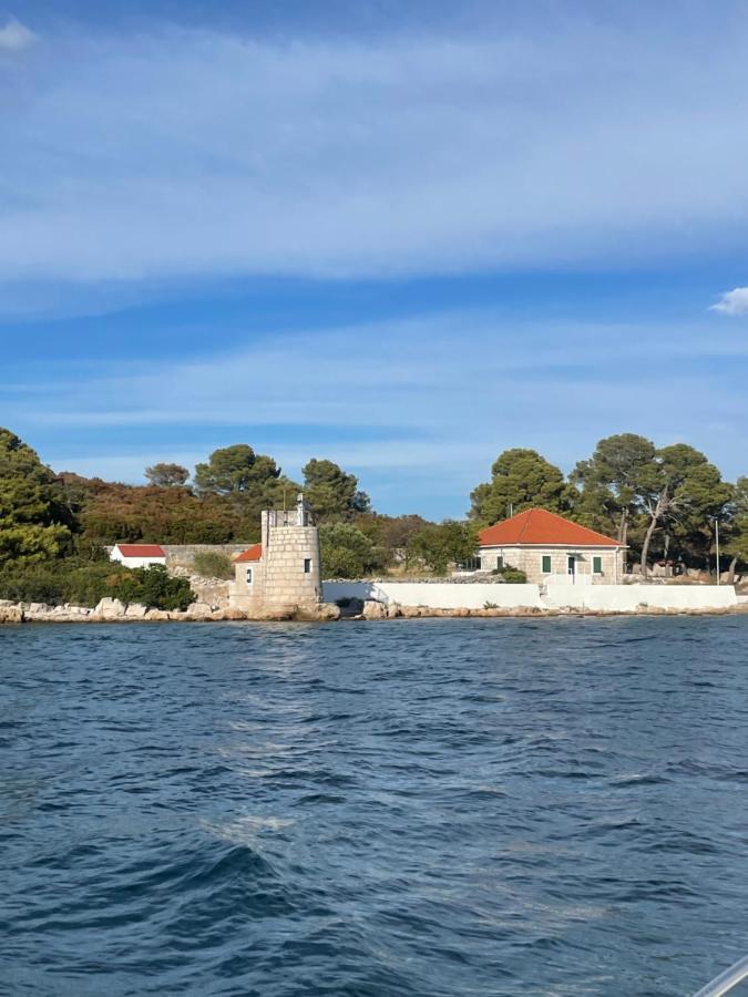 Grgo Biograd Na Moru